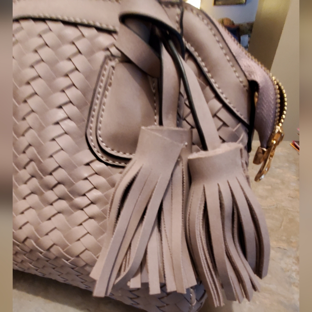 Purse - Picture 2 of 8